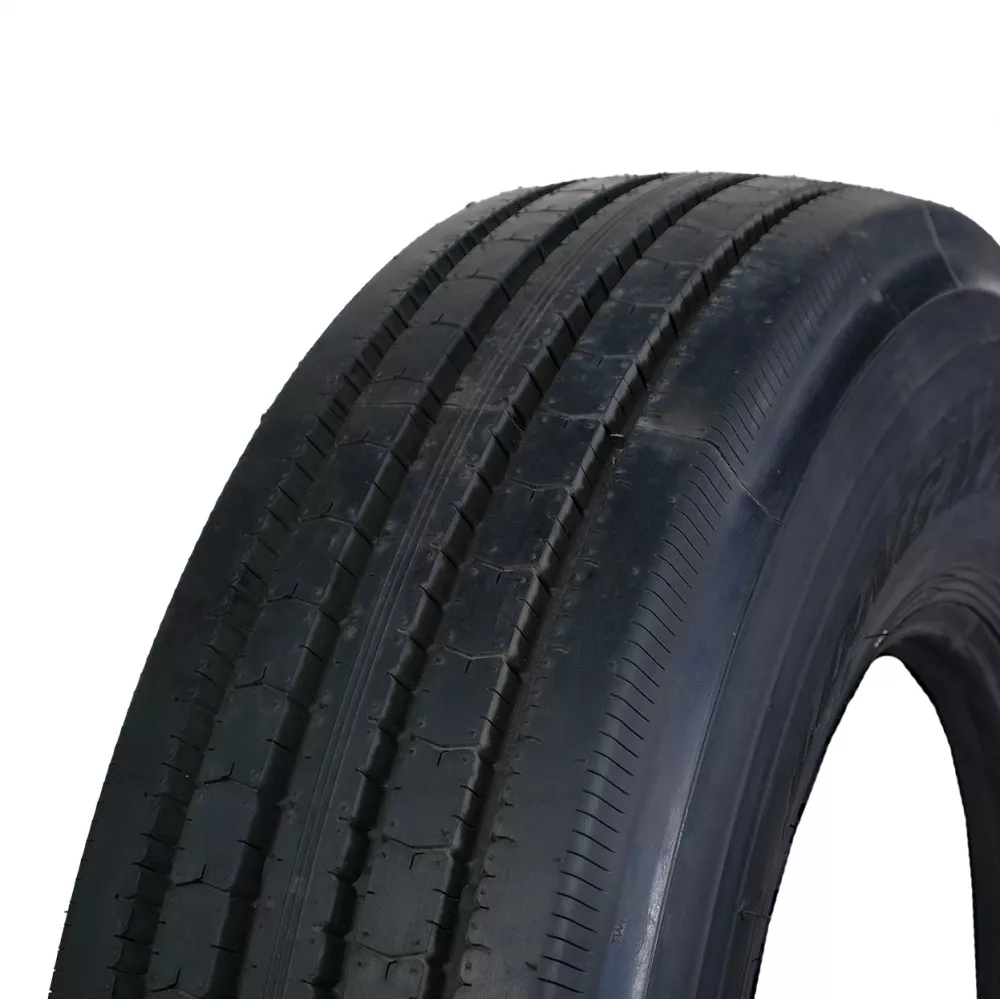 Грузовая шина 295/80 R22,5 Long March LM-216 18PR в Новоуральске