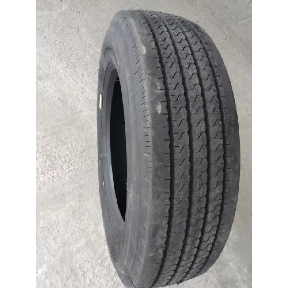 Грузовая шина 255/70 R22,5 Long March LM-120 16PR в Новоуральске