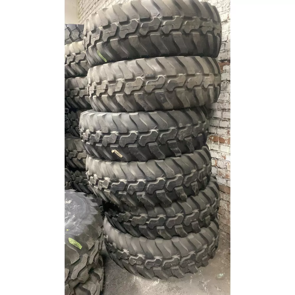 Спецшина 405/70/24 Dunlop sp t9  в Новоуральске